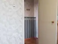Продаю 3-х комнатную квартиру в 9-ти этажном доме, Локомобильная 11