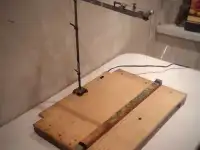 Для резки пенопласта