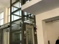 Лифт для людей с ограниченными возможностями, фотография 5
