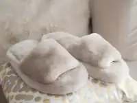 Меховые тапочки с открытым носом., фотография 2