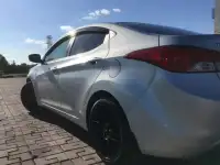 Продам автомобиль Hyundai Elantra