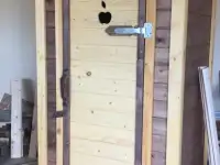 Деревянный туалет