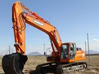 Гусеничный экскаватор Doosan DX300LCA в Тольятти от официального представителя завода в РФ