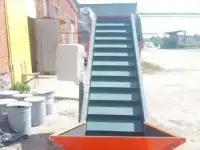 Транспортер ленточный наклонный для лука