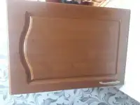 Продам навесной шкаф для кухни