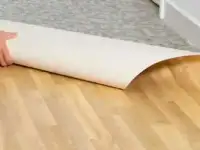 Укладка  линолиума