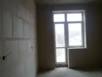 Продается 2-комнатная квартира в Ессентуках, район центр, ул. Интернациональная 10.  75 кв. м., 2 этаже 5 этажного кирпи