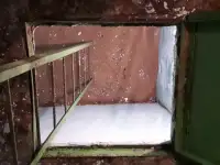 Сдаётся погреб-кладовка, Офицерская 16а, фотография 3