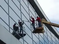 Мойка окон, фасадов, витражей