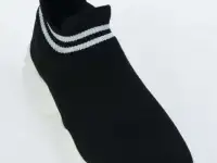 Модные кроссовки Strobbs