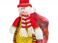 Новогодние подарки, новогодняя упаковка, маскарадные костюмы