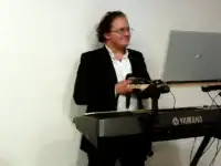 Музыкант   и   вокалист