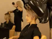 Макияж/прическа/окрашивание/маникюр/массаж/спа/депиляция/ косметолог/ завязывание платка/ здоровье, фотография 5