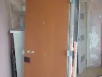 продам входную дверь