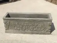 Вазон уличный бетонный для цветов