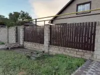 Изготовление и установка заборов из профлиста  Монтаж ворот, калиток из профнастила, фотография 6