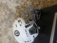 Шлем хоккейный ССМ