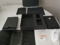 Черная коробка  и  сопроводительные мелочи  от смартфона    Xiaomi Mi Mix 2   состояние  нового, фотография 11