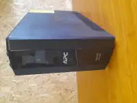 ИБП APC Back-UPS Pro 900