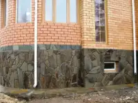 Облицовка фасадов, входных групп камнем, мрамором, гранитом, плиткой
