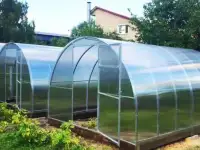 Теплица арочная из поликарбоната