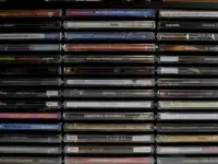 Продам фирменные компакт-диски / CD
