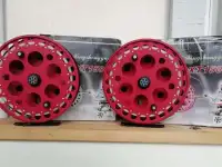Катушка инерционная, 2 штуки.