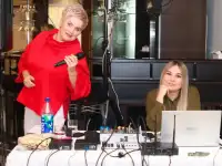 Ведущая тамада ведущий  DJ, живая музыка, вокал, дым, свет, фотография 12