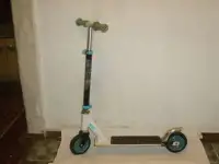 Самокат двухколесный