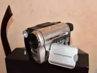 ПРОДАЮ SONY CCD-TRV81E