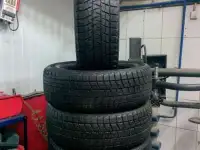 Шины зимние Б/У 225/60 R17 Bridgestone Blizzak DMV-1