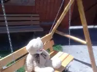Качели садовые из дерева