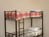Кровати двухъярусные, односпальные с матрасами Новые