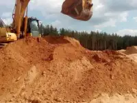 Песок и щебень