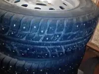 продаю комплект зимних колес , фотография 2