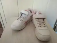 Кроссовки кожаные детские р32 Reebok