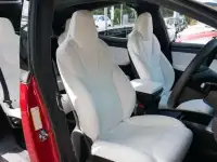Продажа автомобилей Tesla, фотография 8