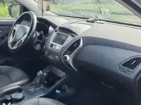 Продаю автомобиль Hyundai ix35, фотография 4