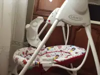 Электрические качели Graco , фотография 4
