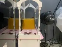 Лавка для сахарной ваты с товарами
