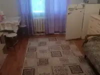 Здам на длительный срок уютную комнату, в посëлке Металострой . Колпинского района. Ленинградской области.