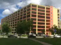 Сдам в аренду машиноместо в многоуровневом паркинге
