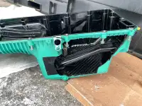 Ремонт масляного поддона автомобиля.