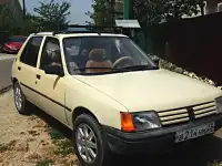 Продаю хороший автомобиль  Peugeot 205 + В ПОДАРОК ВАЗ 2106!!