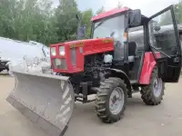 Новый трактор Беларус 320 4М, отвал, ВОМ, фотография 4