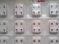 Прокол ушей пистолетом , фотография 3