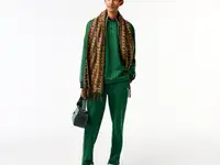 Мужское поло lacoste classic fit с монограммой, фотография 4