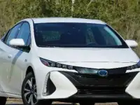 Продам авто Toyota Prius Prime, фотография 2