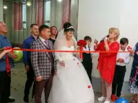Ведущая диджей