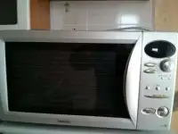 продам микроволновую печь б/у 